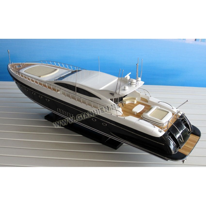 Mangusta 108 Dekoratif Tekne Modeli (90 cm)