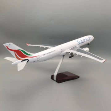 1/135 Airbus A330 ''SriLankan Airlines'' Hazır Model Uçak Maketi (47 cm)