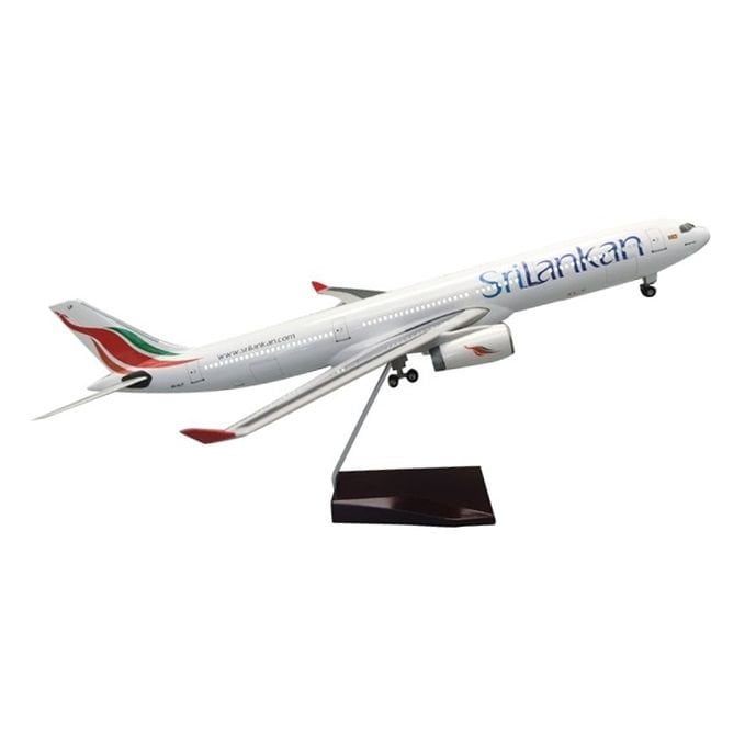 1/135 Airbus A330 ''SriLankan Airlines'' Hazır Model Uçak Maketi (47 cm)