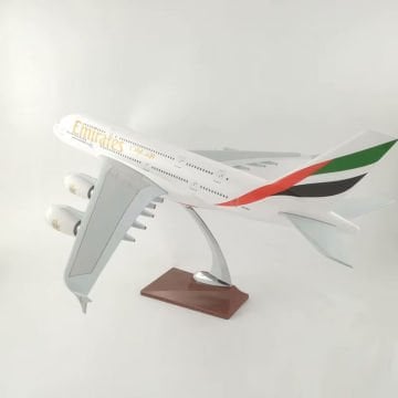 1/200 Airbus A380 ''Emirates'' Hazır Model Uçak Maketi (36 cm)