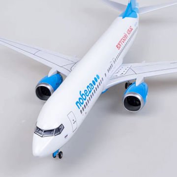 1/85 Boeing 737 ''Pobeda Airlines'' Hazır Model Uçak Maketi (47 cm)