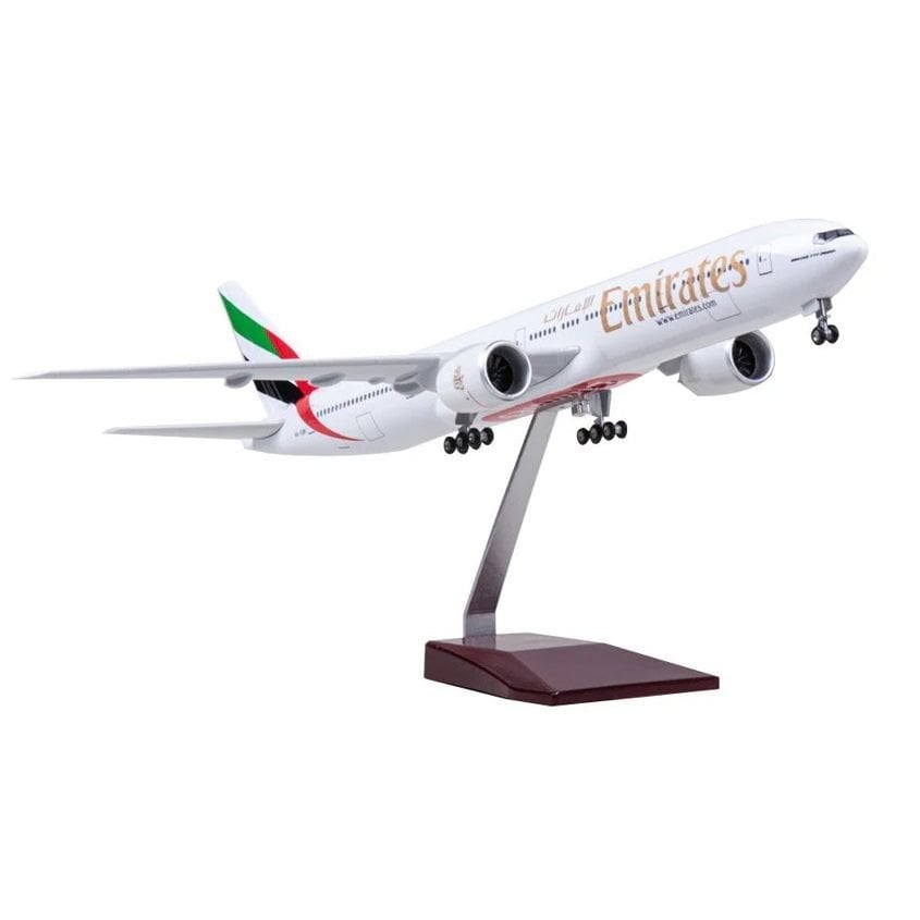 1/157 Boeing 777 ''Emirates'' Hazır Model Uçak Maketi (47 cm)