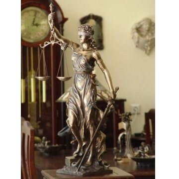 Themis Adalet Heykeli | 73 cm - Veronese Design