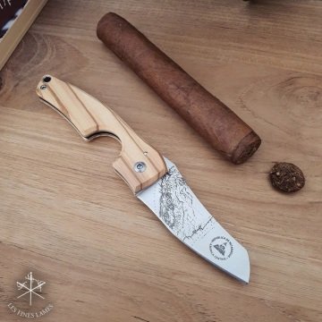 Les Fines Lames Le Petit Puro Kesici - Compass Nicaragua Olive